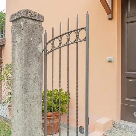 Pescallo Garden Retreat Appartement
